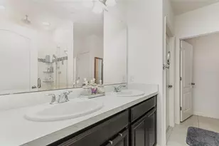 9495 Oglethorpe Dr, Groveland, FL 34736 - Photo 15