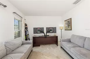 9495 Oglethorpe Dr, Groveland, FL 34736 - Photo 5