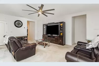 9495 Oglethorpe Drive, Groveland, FL 34736 - Photo 11