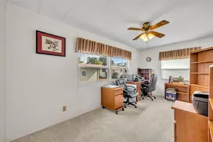 173 Paradise N, Leesburg, FL 34788 - Photo 15