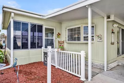 173 Paradise N, Leesburg, FL 34788 - Photo 3