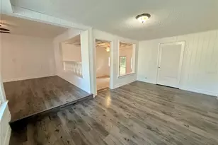 708 Mission Dr, Wildwood, FL 34785 - Photo 19