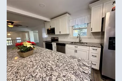 708 Mission Drive, Wildwood, FL 34785 - Photo 15