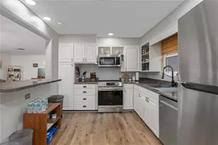 1438 Crestview Dr, Mount Dora, FL 32757 - Photo 15