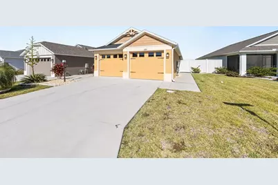 1661 Sara Street, The Villages, FL 34762 - Photo 39