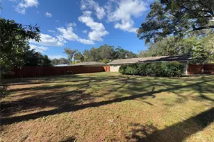 6084 SE 119th St, Belleview, FL 34420 - Photo 15