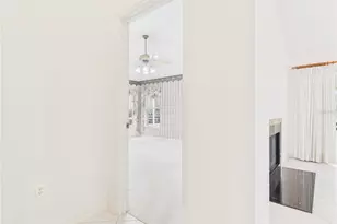 817 Oak Forest Dr, The Villages, FL 32162 - Photo 17