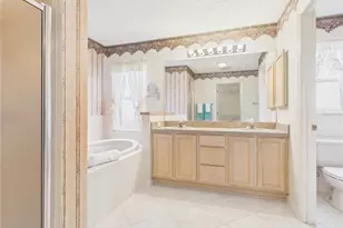 817 Oak Forest Dr, The Villages, FL 32162 - Photo 27
