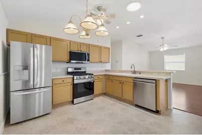 428 Canterbury Court, The Villages, FL 32162 - Photo 15