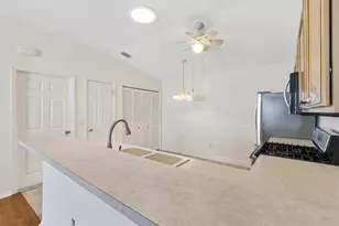 428 Canterbury Ct, The Villages, FL 32162 - Photo 17