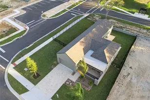 430 Skyfield Ct, Lady Lake, FL 32159 - Photo 5