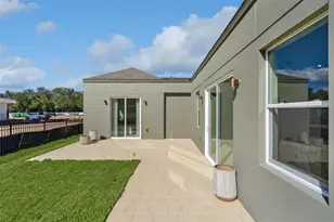 430 Skyfield Ct, Lady Lake, FL 32159 - Photo 37