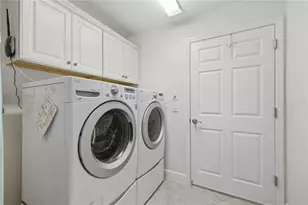 1016 Pickering Path, The Villages, FL 32163 - Photo 25