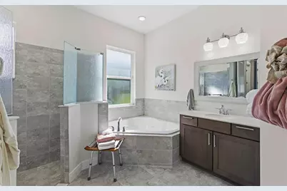 5090 Greens Drive, Lady Lake, FL 32159 - Photo 23