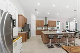 5090 Greens Dr, Lady Lake, FL 32159 - Photo 9