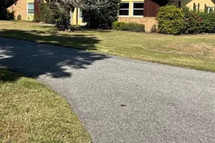 410 E Orchid Way, Howey in the Hills, FL 34737 - Photo 7