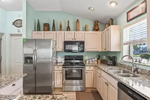 3072 Berwyn Way, The Villages, FL 32162 - Photo 17