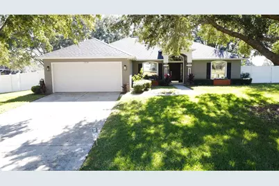 2234 Lake Pointe Circle, Leesburg, FL 34748 - Photo 1