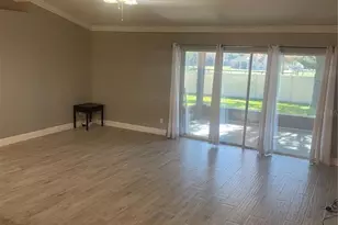 2234 Lake Pointe Cir, Leesburg, FL 34748 - Photo 11