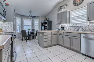 9238 SE 171st Cooper Loop, The Villages, FL 32162 - Photo 15