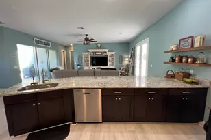 22531 5th St, Howey in the Hills, FL 34737 - Photo 5