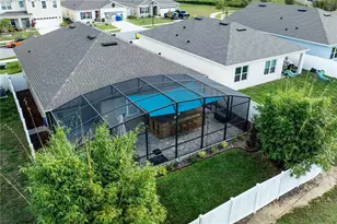 2710 Lilyturf Ct, Tavares, FL 32778 - Photo 5