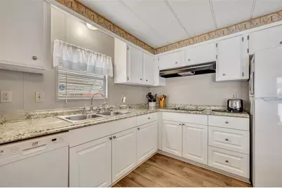 11 Hawaiian Way, Leesburg, FL 34788 - Photo 13