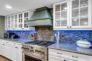 38922 Ella Dr, Lady Lake, FL 32159 - Photo 11