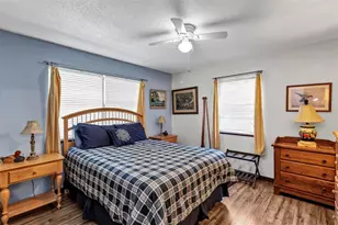 38922 Ella Dr, Lady Lake, FL 32159 - Photo 21