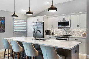 3481 Vinas Pl, The Villages, FL 32163 - Photo 7