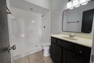 6220 Centennial Dr, Orlando, FL 32808 - Photo 11