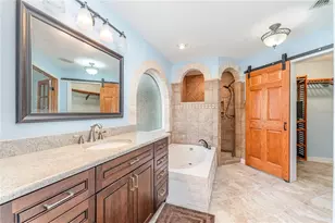 2930 Pembridge St, Kissimmee, FL 34747 - Photo 9