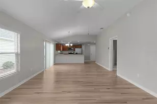 9179 SE 167th Ford St, The Villages, FL 32162 - Photo 9