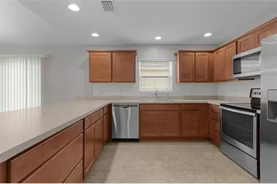 9179 SE 167th Ford Street, The Villages, FL 32162 - Photo 13