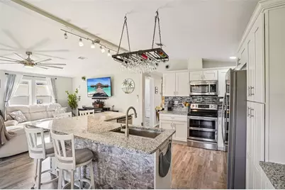 1652 W Schwartz Boulevard, The Villages, FL 32159 - Photo 17