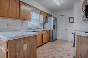 432 Ranchwood Dr, Leesburg, FL 34748 - Photo 9