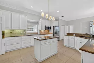 1741 Edgewater Dr, Mount Dora, FL 32757 - Photo 17