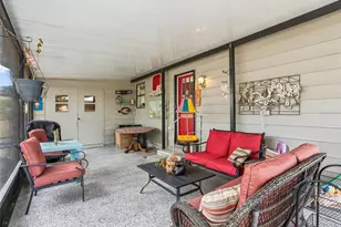 928 Oleander St, The Villages, FL 32159 - Photo 25