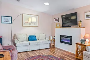 928 Oleander St, The Villages, FL 32159 - Photo 9