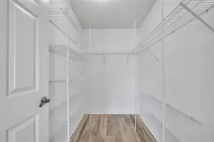 1428 Almanza Dr, The Villages, FL 32159 - Photo 23