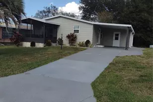 1607 Doral Cir, Lady Lake, FL 32159 - Photo 3