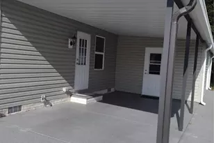 1607 Doral Cir, Lady Lake, FL 32159 - Photo 5