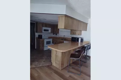 35025 Raintree Drive, Fruitland Park, FL 34731 - Photo 7