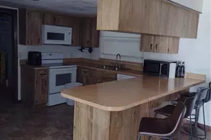 35025 Raintree Dr, Fruitland Park, FL 34731 - Photo 7