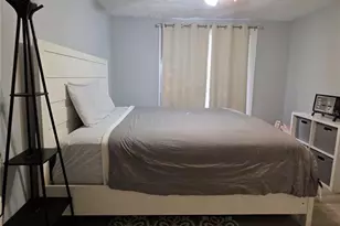 811 N Disston Ave, Tavares, FL 32778 - Photo 15