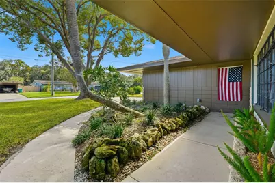 1611 Canal Court, Tavares, FL 32778 - Photo 7