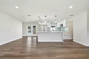 1611 Canal Ct, Tavares, FL 32778 - Photo 11