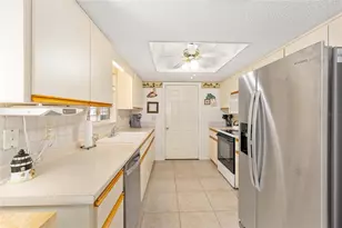 10319 SE 177th Pl, Summerfield, FL 34491 - Photo 9