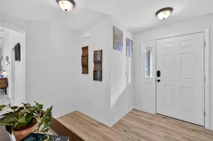 2973 Kramer Ct, The Villages, FL 32163 - Photo 3