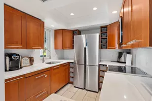 454 Fairways Cir, Ocala, FL 34472 - Photo 11